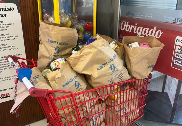 Alunos do 10º A uniram-se à Luta Contra a Fome